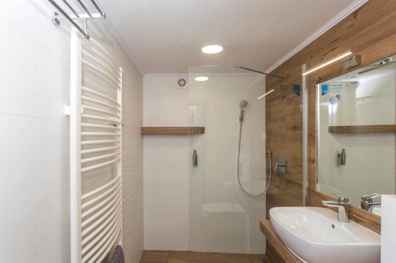 Guesthouse Yes In Bodice Esterno foto